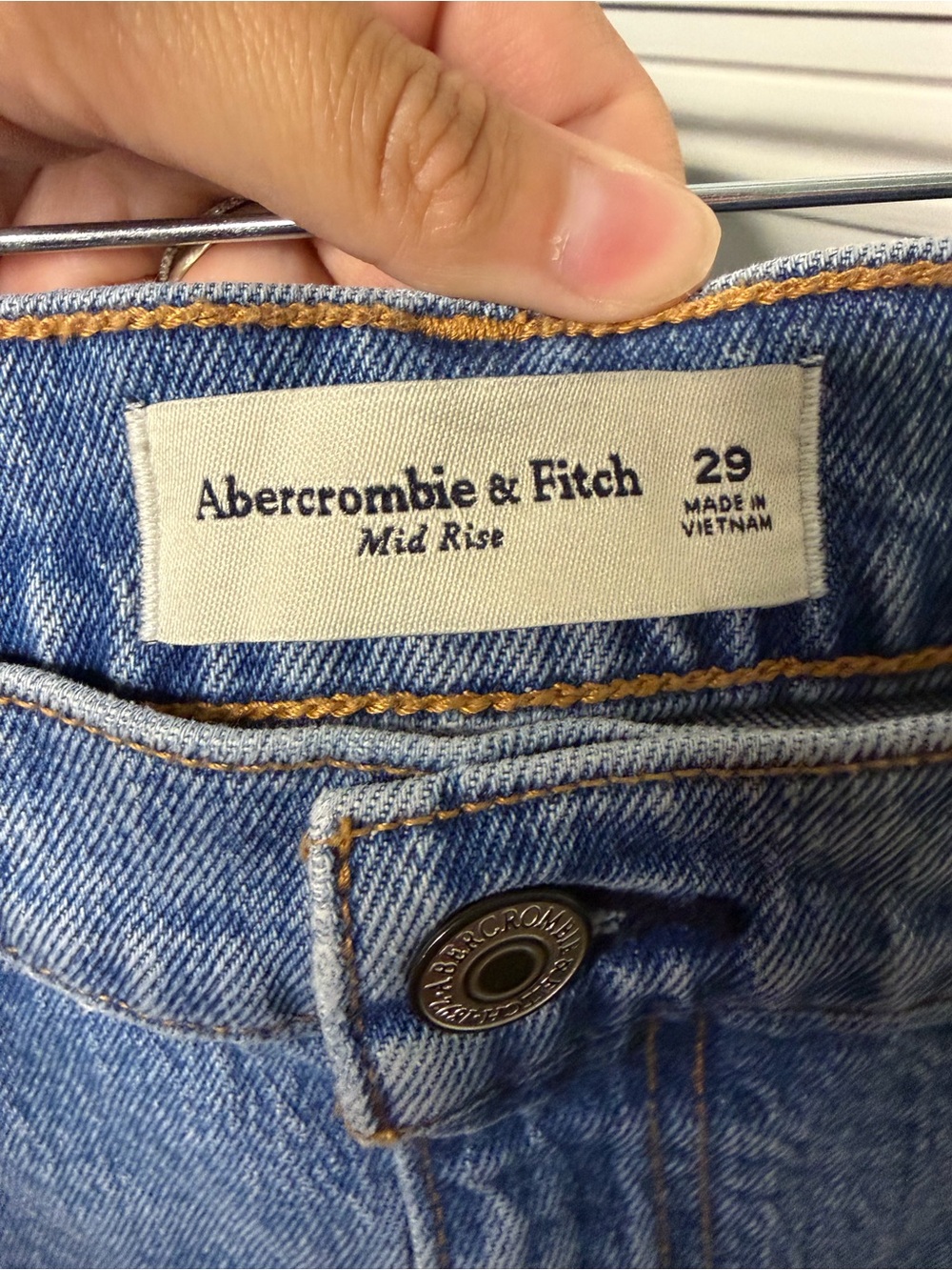 Abercrombie & Fitch mid rise vintage wash Medium Blue Denim Mini Skirt - Picture 2 of 4